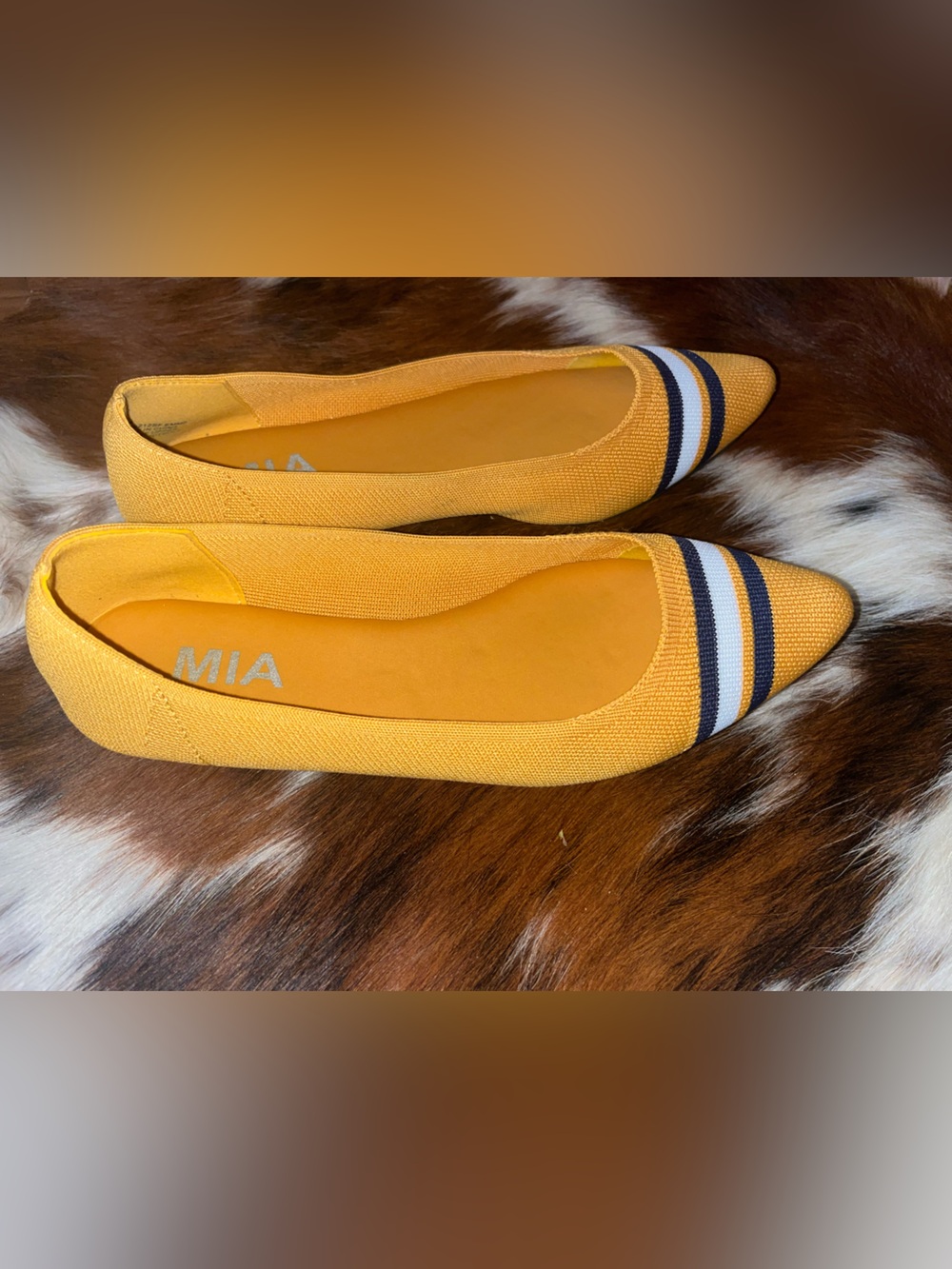 MIA size 7 nwot yellow with navy blue and white stripe slip on flats